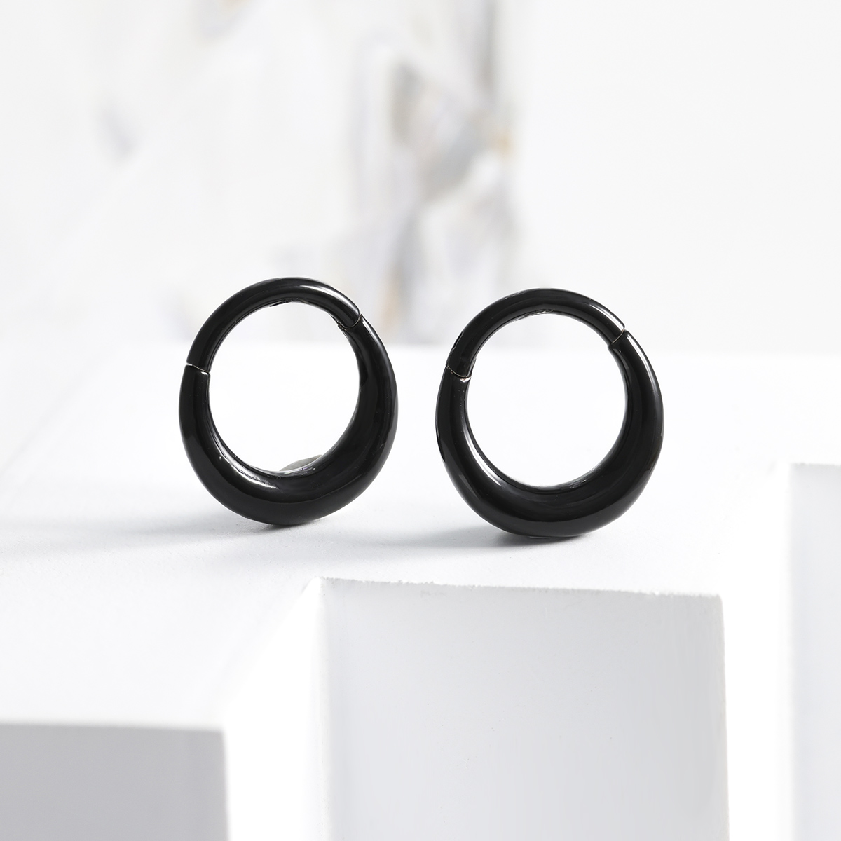 Stainless Steel Hinged Hoop No - Clicker Ring Seamless のレビューと価格