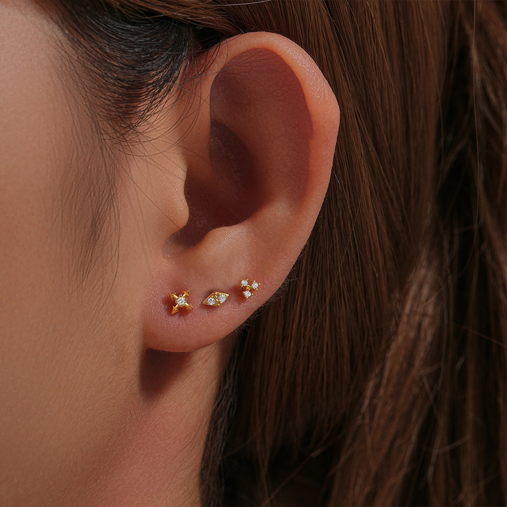 1PC Stainless Steel Crystal CZ - Tragus Flat Back のレビューと価格