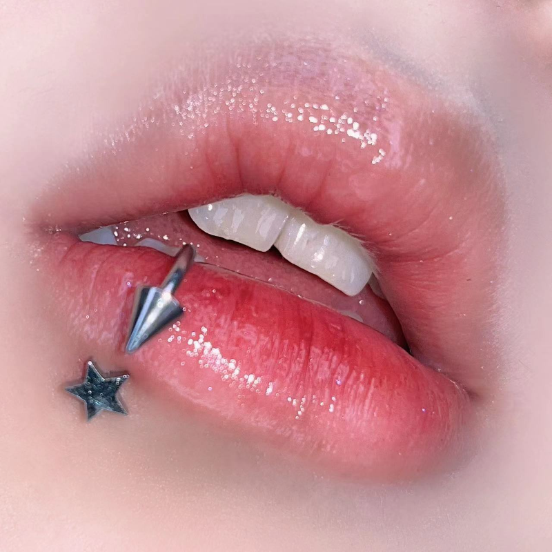 1PC Five-pointed Star Lip Pier - Body Jewelry Vertical Labret のレビューと価格