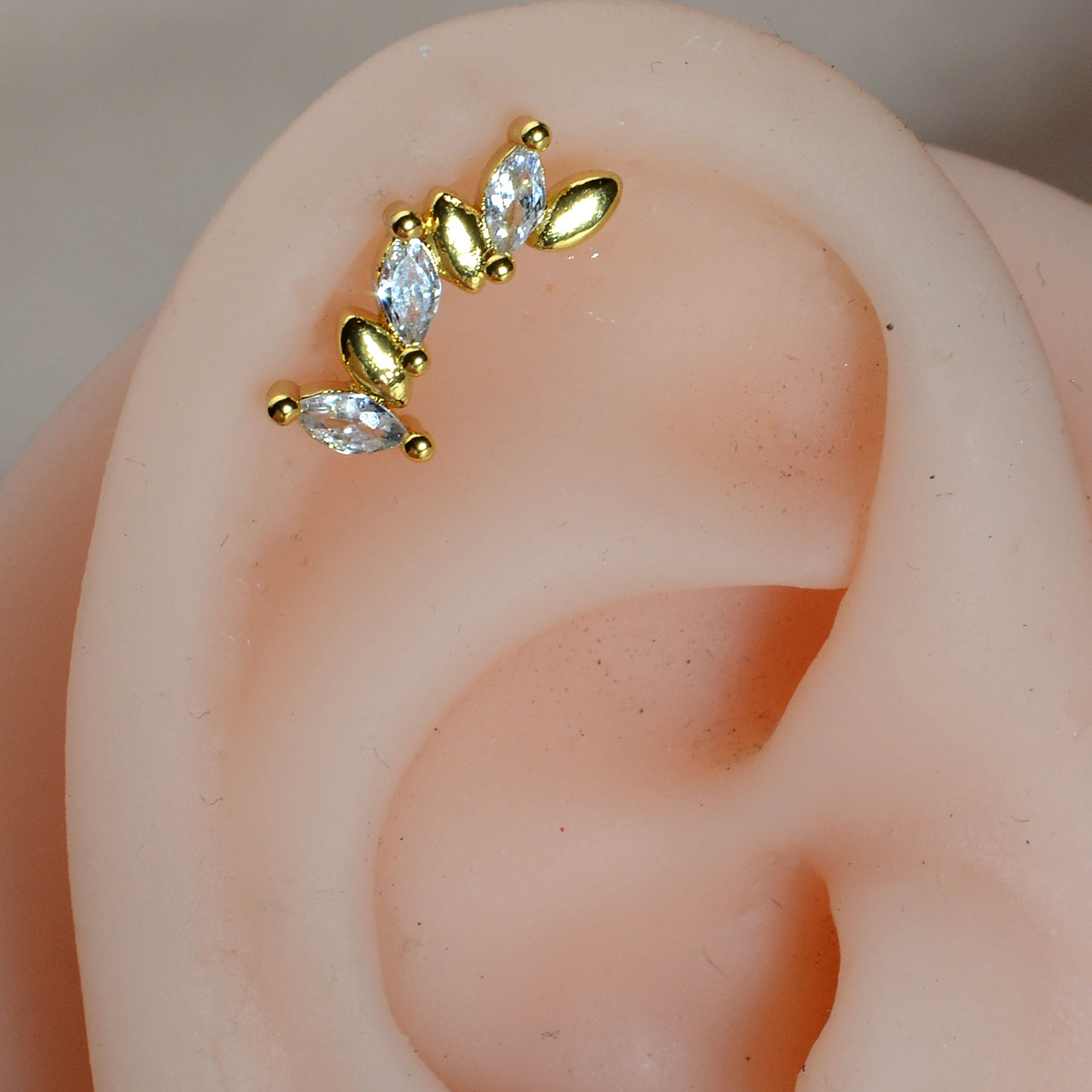 1PC Stainless Steel Star Flowe - Tragus Flat Back のレビューと価格