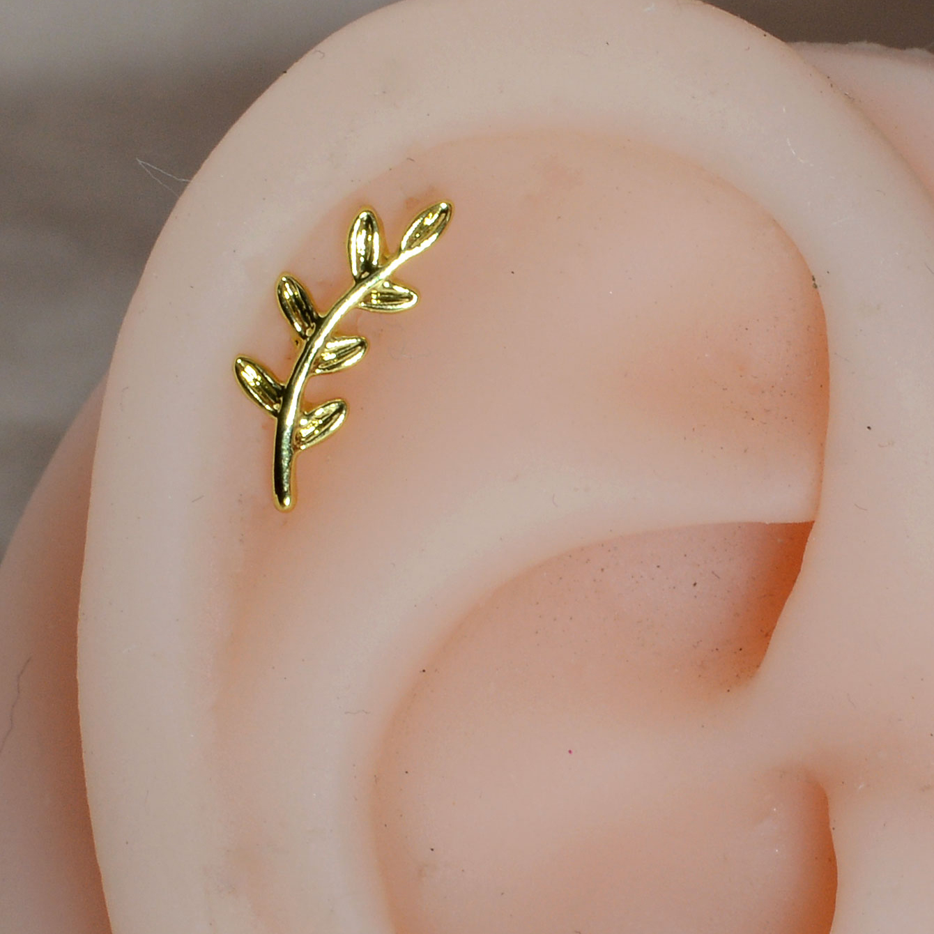 1PC Stainless Steel Star Flowe - Tragus Flat Back のレビューと価格