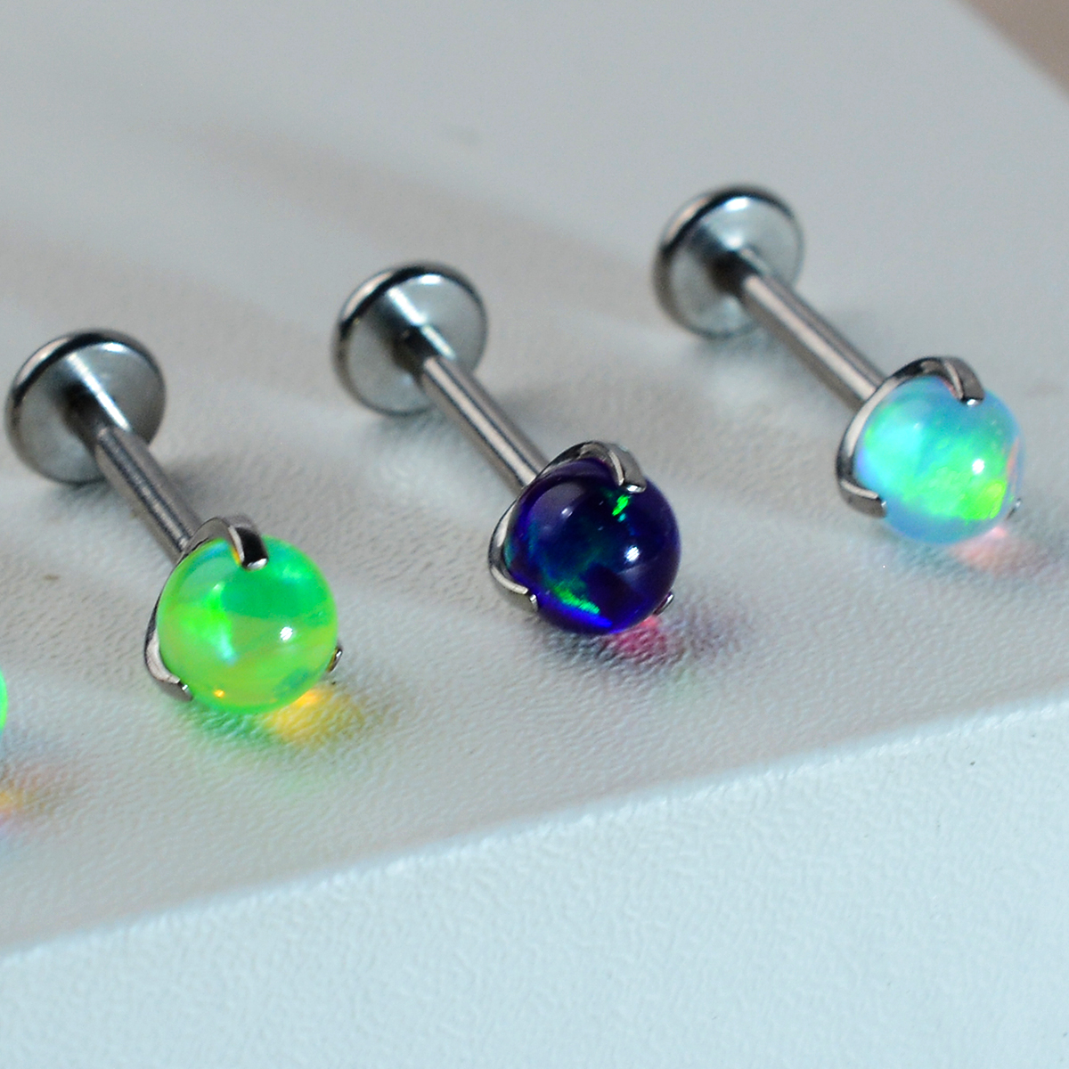 1PC Ttianium Steel Piercing La - Tragus Flat Back のレビューと価格
