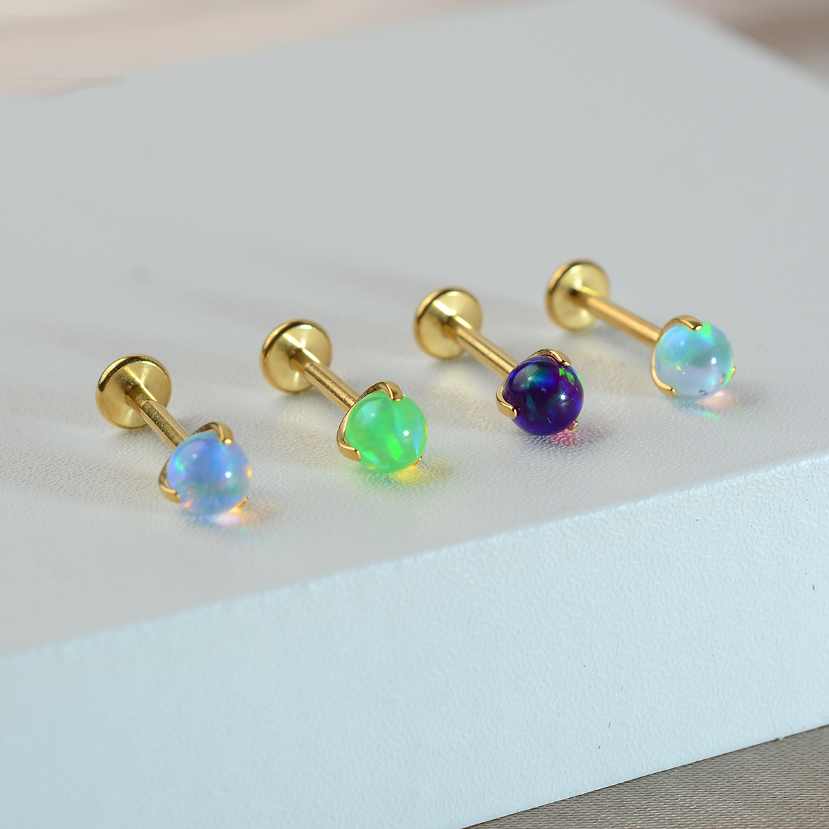1PC Ttianium Steel Piercing La - Tragus Flat Back のレビューと価格