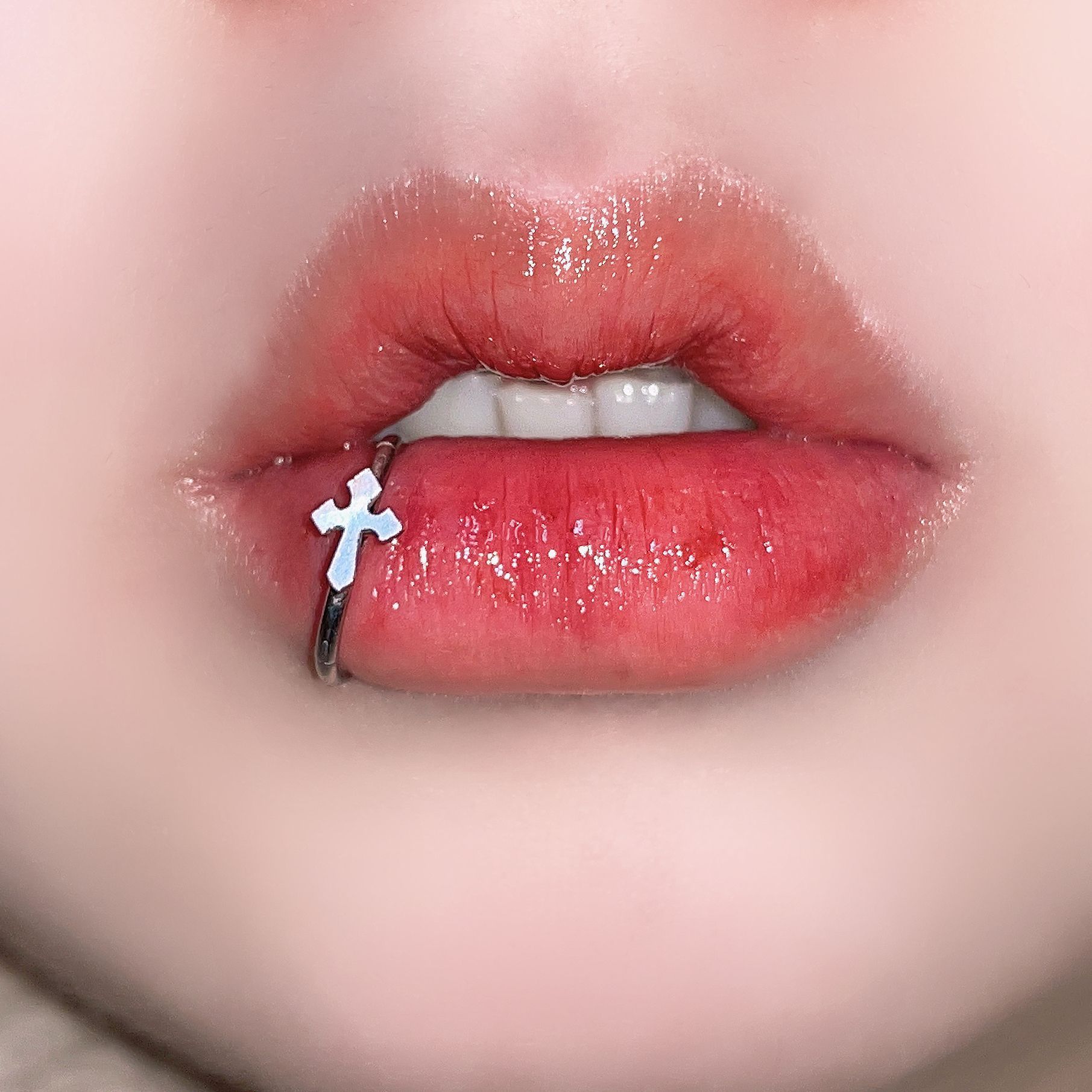 Stainless Steel Lip Ring Hinge - Body Jewelry Vertical Labret のレビューと価格